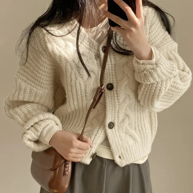 Elloise™ | Casual Solid Color V-Neck Knitted Cardigan Sweater